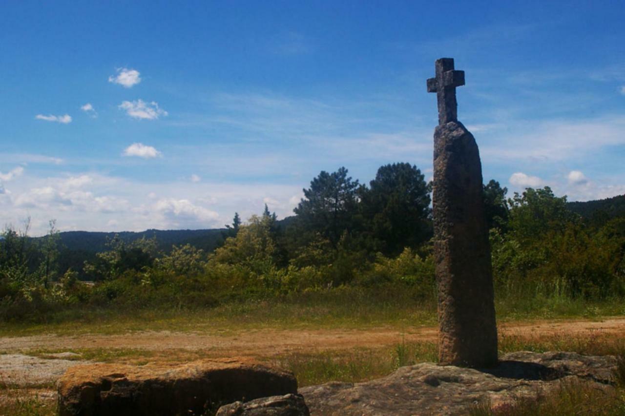 Gite Du Tilleul - 2 Etoiles - Domaine De L'Olivier Faugeres  Dış mekan fotoğraf